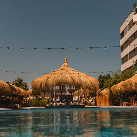 Apartment Ella New ! Năvodari