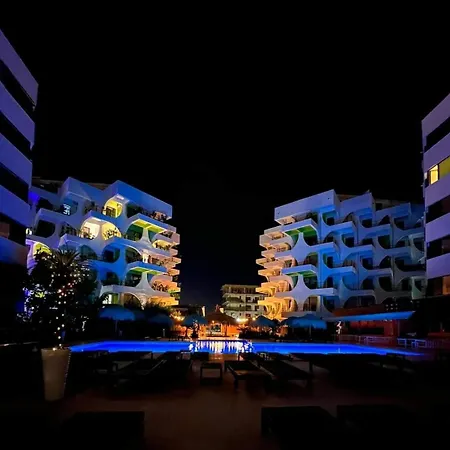 Apartment Ella New Cu Piscina & Parcare *