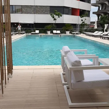 Apartment Ella New Cu Piscina & Parcare *
